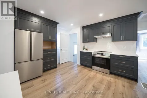 17 Flynn Avenue Cambridge ON N3C 2T8
