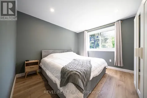17 Flynn Avenue Cambridge ON N3C 2T8