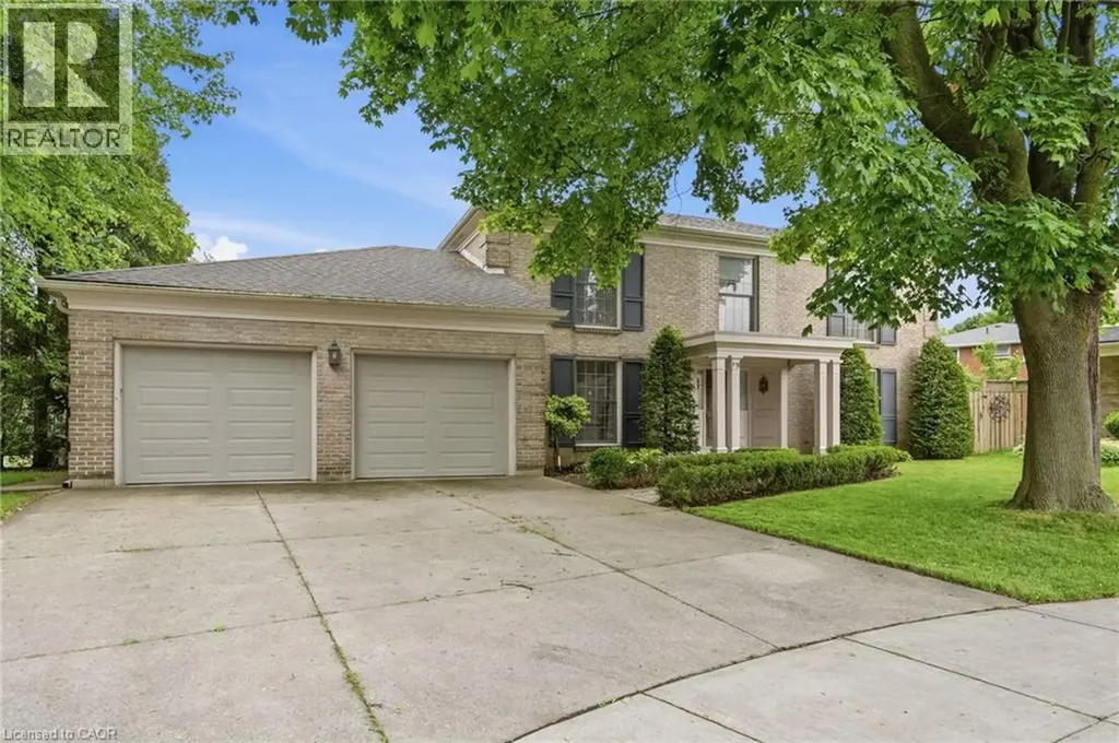 19 Verdun Court Hamilton ON L9C 5W9