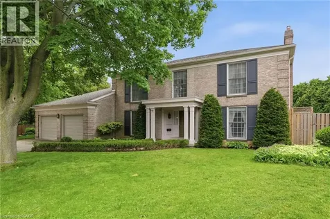 19 Verdun Court Hamilton ON L9C 5W9