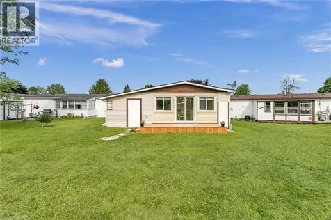 17 Fairview Crescent Listowel ON N4W 3G8