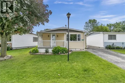 17 Fairview Crescent Listowel ON N4W 3G8