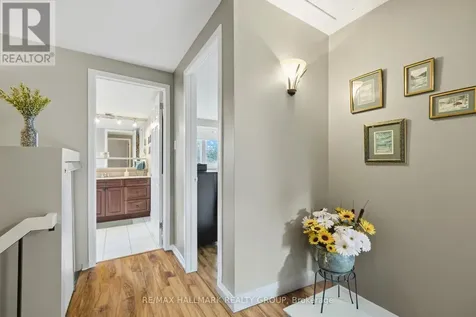 8052 Jeanne D'arc Boulevard Ottawa ON K1E 1W6