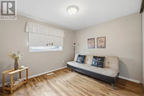 8052 Jeanne D'arc Boulevard Ottawa ON K1E 1W6
