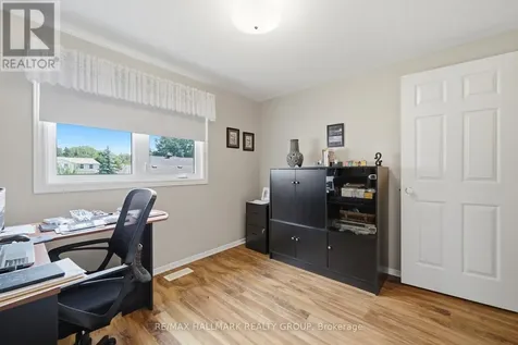 8052 Jeanne D'arc Boulevard Ottawa ON K1E 1W6