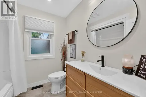 30 King Street North Minto ON N0G 1Z0