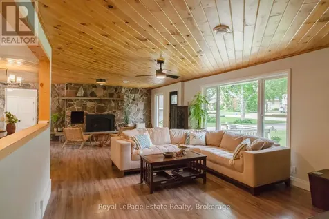 497 Elizabeth Street South Bruce Peninsula ON N0H 1P0