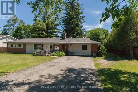 497 Elizabeth Street South Bruce Peninsula ON N0H 1P0