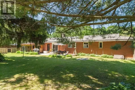 497 Elizabeth Street South Bruce Peninsula ON N0H 1P0