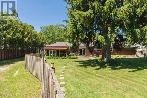 497 Elizabeth Street South Bruce Peninsula ON N0H 1P0