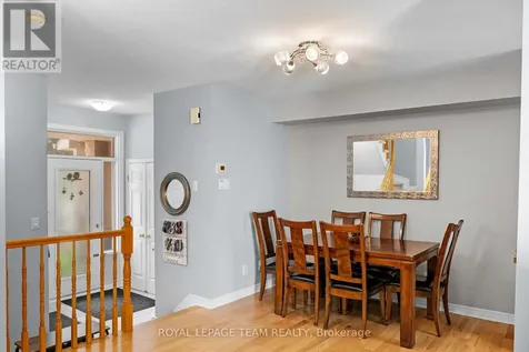 193 Thornbury Crescent Ottawa ON K2G 6C2