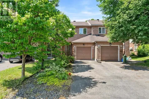 193 Thornbury Crescent Ottawa ON K2G 6C2