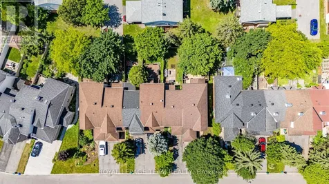 193 Thornbury Crescent Ottawa ON K2G 6C2
