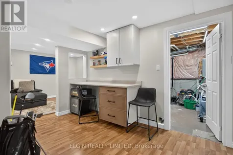 27 Cook Crescent St. Thomas ON N5R 6J3