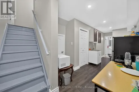 30 Emeny Lane Guelph (kortright East) ON N1L 0H3