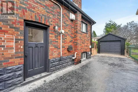 101 Houghton Avenue South Hamilton (delta) ON L8K 2M9