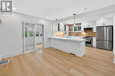 101 Houghton Avenue South Hamilton (delta) ON L8K 2M9