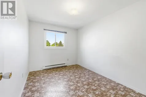 3116 Stockton Drive Ottawa ON K1T 1S1