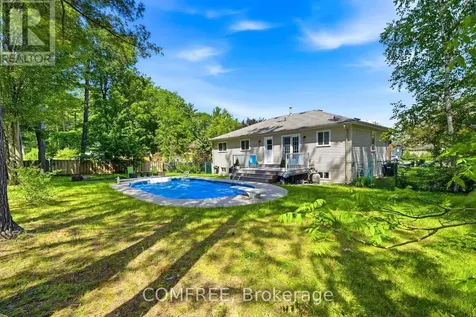 9 Birdie Court Wasaga Beach ON L9Z 1C1