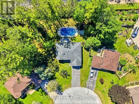 9 Birdie Court Wasaga Beach ON L9Z 1C1