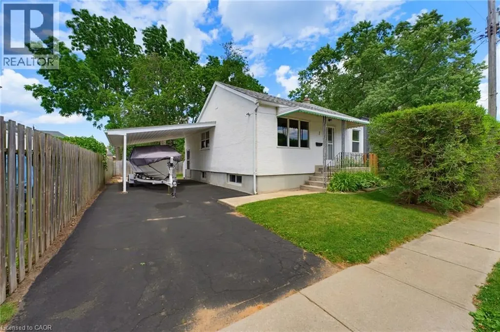 1 Byron Place St. Catharines ON L2R 1M1