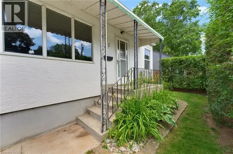 1 Byron Place St. Catharines ON L2R 1M1