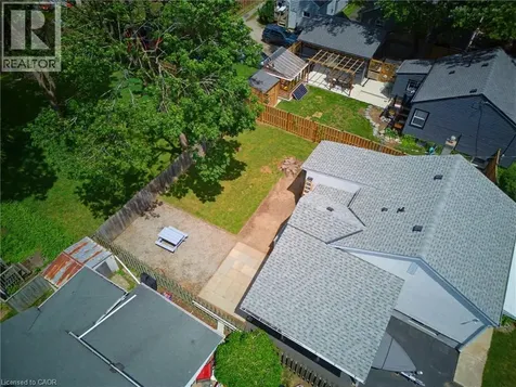 1 Byron Place St. Catharines ON L2R 1M1