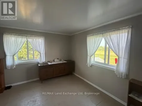 559 Bervie Sideroad Kincardine ON N2Z 2X5