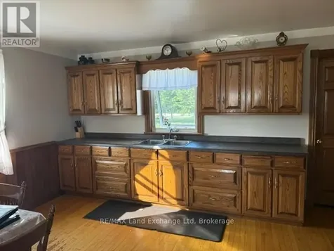 559 Bervie Sideroad Kincardine ON N2Z 2X5