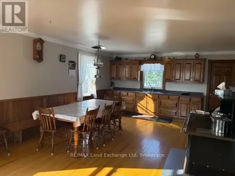 559 Bervie Sideroad Kincardine ON N2Z 2X5