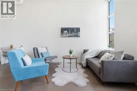 404 King Street West Kitchener ON N2G 4Z9