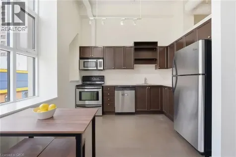 404 King Street West Kitchener ON N2G 4Z9