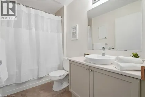 404 King Street West Kitchener ON N2G 4Z9