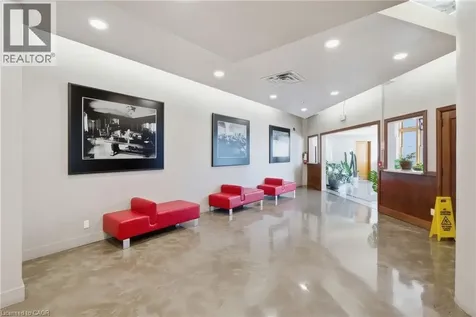 404 King Street West Kitchener ON N2G 4Z9