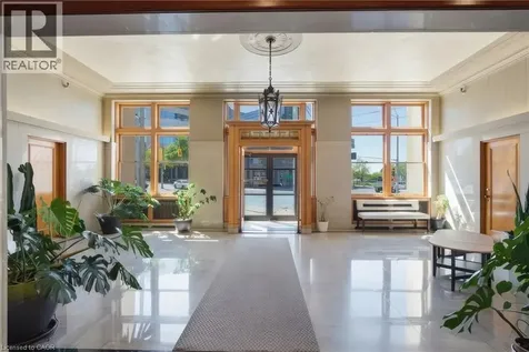 404 King Street West Kitchener ON N2G 4Z9