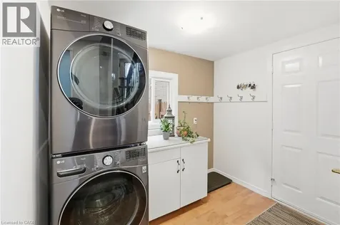 5399 Sheldon Park Drive Burlington ON L7L 5W9