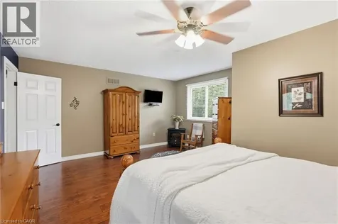 5399 Sheldon Park Drive Burlington ON L7L 5W9