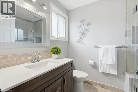 5399 Sheldon Park Drive Burlington ON L7L 5W9