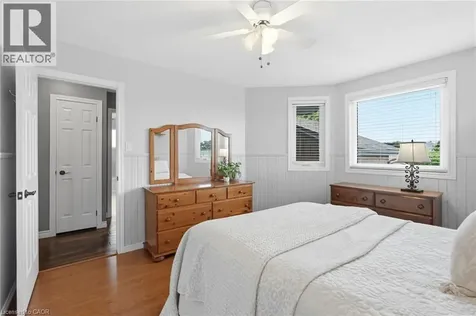 5399 Sheldon Park Drive Burlington ON L7L 5W9