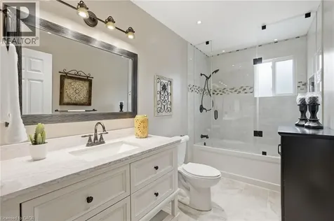 5399 Sheldon Park Drive Burlington ON L7L 5W9