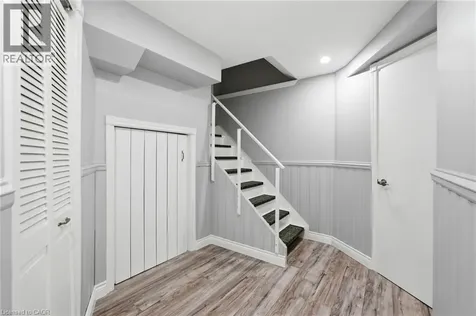 5399 Sheldon Park Drive Burlington ON L7L 5W9