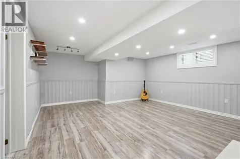 5399 Sheldon Park Drive Burlington ON L7L 5W9