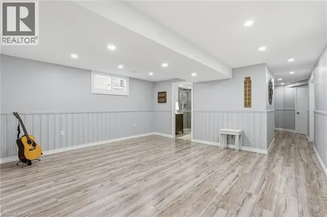 5399 Sheldon Park Drive Burlington ON L7L 5W9