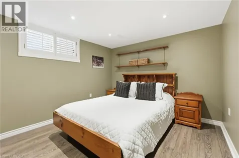 5399 Sheldon Park Drive Burlington ON L7L 5W9