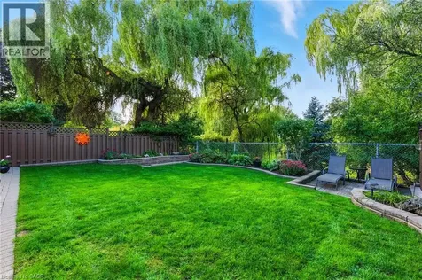 5399 Sheldon Park Drive Burlington ON L7L 5W9