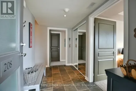 6 Brandy Lane Drive Collingwood ON L9Y 0X4