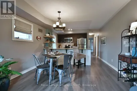 6 Brandy Lane Drive Collingwood ON L9Y 0X4