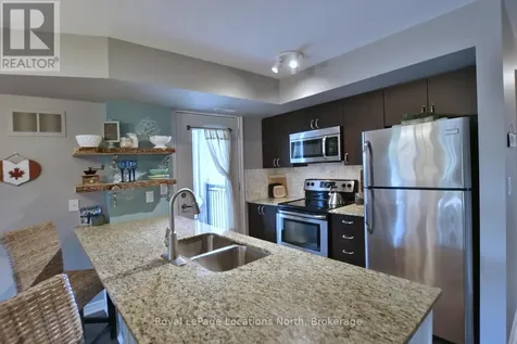 6 Brandy Lane Drive Collingwood ON L9Y 0X4