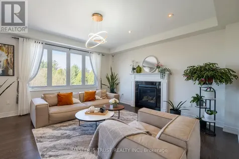 2497 Florentine Place Pickering ON L1X 0H2