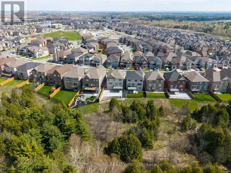 2497 Florentine Place Pickering ON L1X 0H2
